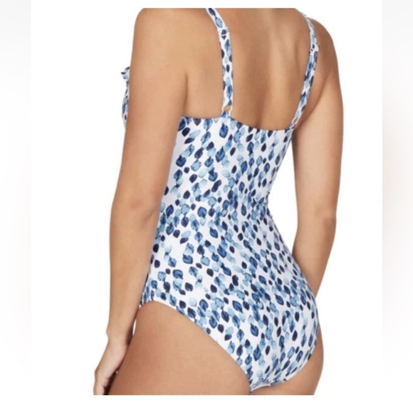 Nip Tuck Swim Petal Plunge Eva One Piece Swimsuit Size 10 - Picture 2 of 13
